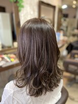 クロムヘアー(CHROME HAIR) ミディアム