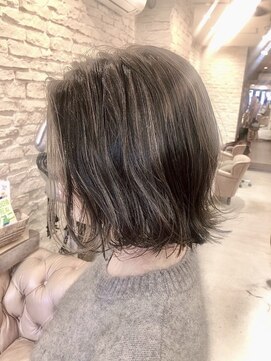 ゾンネ(ZONNE) 【ZONNE】切りっぱなしハイライトカラー