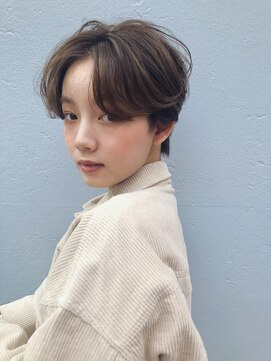 ネオリーブ アンド 渋谷店(Neolive &) イメチェン/ホワイトブロンド/外ハネボブ/美髪/ワイドバング