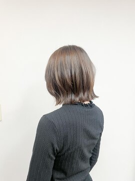 トップヘアー 玉島店(TOP HAIR) 《TOPHAIR 玉島店/ ぱん》切りっぱなしボブ×サファイア