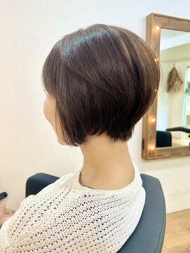 リンダ(LINDA) LINDAペレイラ寺田【ショートボブ×インナーカット】