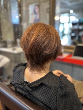 1+ アンプリュス(Unplus) くびれショート