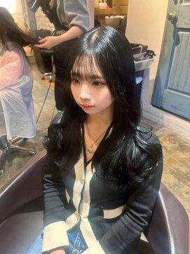 アルーシェ 新宿店(Alushe) ダークグレー×髪質改善