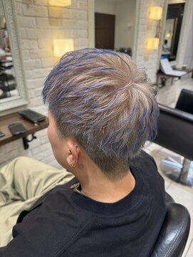 ルグランシャトー(Le grand chateau) ホワイトベージュ×ブルー