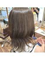 グッドネイバーズ 流山おおたかの森店(GOOD NEIGHBORS)&nbsp;オリーブベージュ×レイヤーカットセミロングミディアム