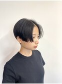 黒髪ショート
