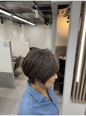 大人美人ショート/レイヤーカット/白髪ぼかし博多