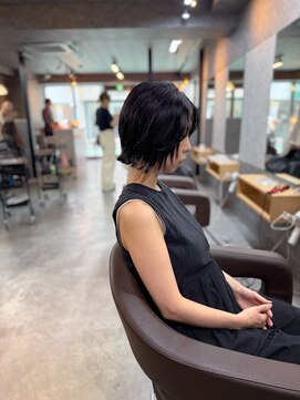 ザ シーワークス(THE Cworks) レイヤーカット/レイヤーボブ/黒髪/暗髪/ブルージュ