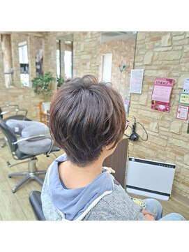 美容室レゴ(REGO) ショートボブ(前髪長め)