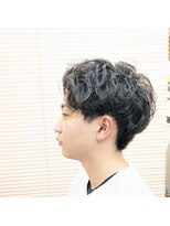 ふかみ理容院&nbsp;ツーブロック×ニュアンススパイラルパーマ