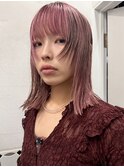 ブリーチカラー/シアーピンク/切りっぱなしミディアム