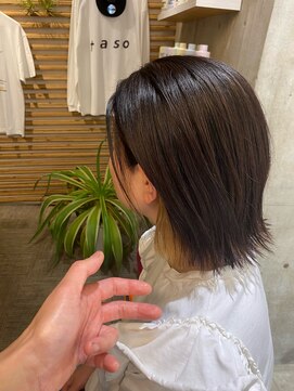 タソ(taso) 外はねボブ