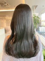 ビビバイベル(BiVi by BHEL) 桑名ロングレイヤーカットハッシュカット透明感カラー重めロング