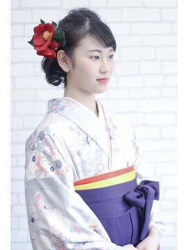 ヘアメイク アヴァロン 橋本店(HAIR MAKE Avalon) 【Avalon橋本】抜け感ギブソンハーフアップ　［橋本/橋本駅］