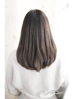 シュシュット(chouchoute) 吉祥寺3分/モード3Dカラージグザグバング美髪ミニマムボブ/098