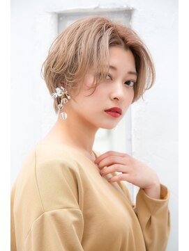 ロンド 表参道店(Lond) 【津賀雅也】大人女性に大人気！横顔美人ショートボブ 小顔