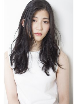 バジル(BASIL) BASIL☆ラフに揺れるロングパーマスタイル