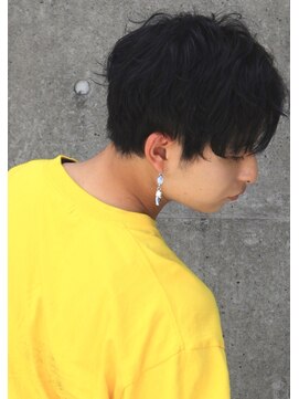 フランクスバーバー アンド ビアークラブ(FRANK'S BARBER and BEER CLUB) くせ毛風パーマショートレイヤーソフトツーブロック