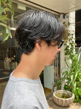 ロジエ(ROSIER) くせ毛活かしたセンターパート