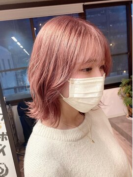 コワファーストナガサキシャンプーボーイ(COIFF1RST NAGASAKI SHAMPOO BOY) くびれヘア ピンクベージュ