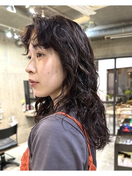 ナループロアオハナ(Nalu pu loa ohana) ロングパーマ/ウェーブパーマ/スパイラルパーマ/レイヤーパーマ