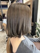 ベレッタ 枚方店(veretta.)&nbsp;新色のオリーブグレージュ　担当　小林/ニュアンスカラー/透明感