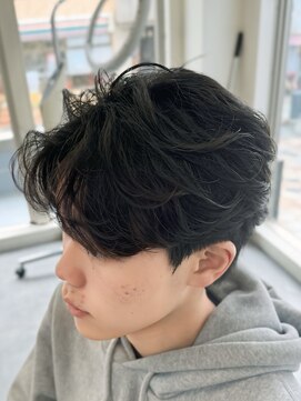 バース バイ ハピネス(BIRTH by happiness) ツイストスパイラルパーマツイストパーマメンズマッシュパーマ