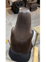 ティア(Tia.)&nbsp;縮毛矯正/巻ける縮毛矯正/髪質改善トリートメント/ロングヘア