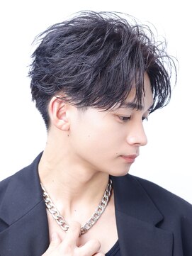 リップス 表参道店(LIPPS) すっきりフェザーパーマ【センターパート】