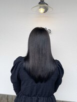 フェイム(FaMe)&nbsp;ロングヘア×オリーブグレージュ