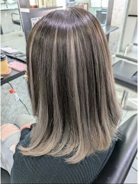 アリエル セバスチャン アンブレラカラー