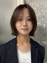 サンクプロジェクト(cinq PROJECT)&nbsp;女性らしく上品な印象を与える、顔周りレイヤーカット