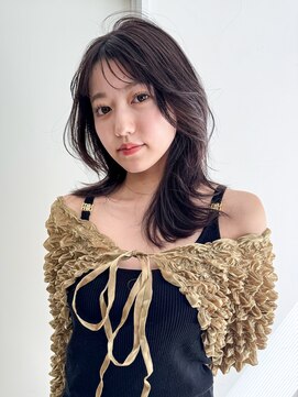 アルバム 新宿(ALBUM SHINJUKU) 韓国ヘアくびれヘア顔周りレイヤーロング_F40343