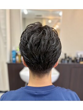エヌハブル(N-Huble) ツーブロックナチュラルスタイル