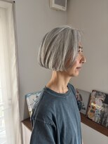 イコル(ikoru)&nbsp;グレイヘアボブモード切りっぱなしボブ大人ボブ