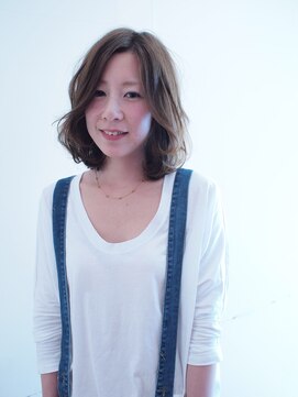 ツイギー 宮西店(TWiGGY) 【柔らかさを追求したガーリーボブ】