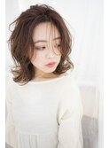 ウザバング　艶髪ナチュラルブラウン　フェミニンロブ