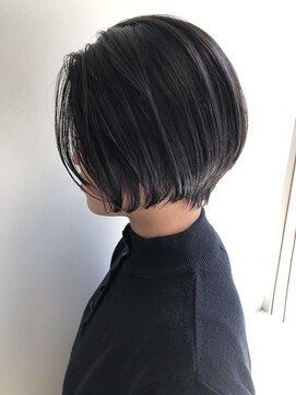 ミラバイグリーン(Mira by green) 【担当JUN】似合わせカット大人かわいい耳かけ前下がりボブ