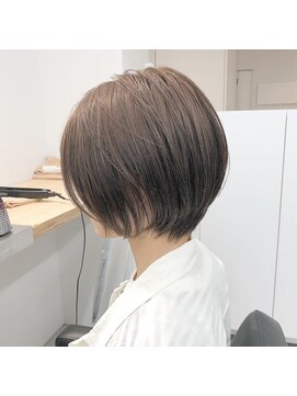 アビー(ABBEY3) 夏のイメチェン!ショートとボブのあいだ