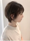 大人かわいい小顔丸み耳掛けショート