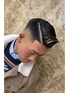 ドルクス 日本橋(Dorcus) 7:3パートハイライトカラーフェード