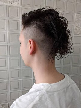 ルシエ(LUCIE) モヒカンベーススタイル