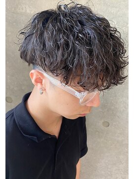 セル(CELL) メンズカット ツーブロック 波巻きパーマ マッシュ ショート