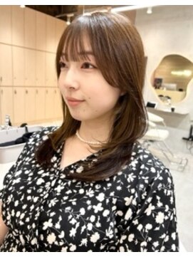 グロー 大宮(GLROW) 韓国大宮顔周り髪質改善レイヤー前髪カットくびれ