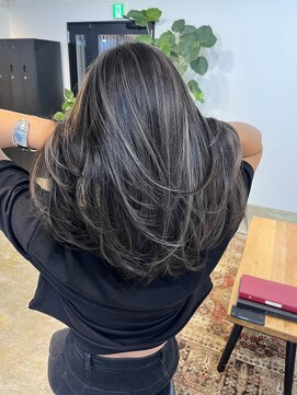 メリー オオサカ(Merly Osaka) ハイライト × レイヤー