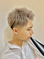 カルゥグラッシー(KALOU glassi)&nbsp;シルバーアッシュ/アップバングフェード