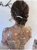 結婚式ヘアアレンジ/シニヨン/お呼ばれヘア/低めシニヨン