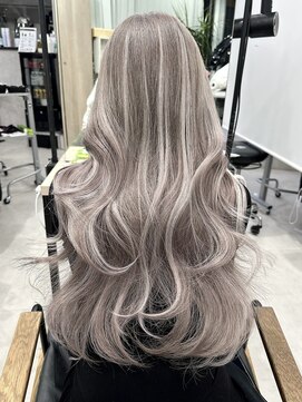 ロウル 渋谷(LOWRL) フェミニンロング/似合わせカット/ウェーブミディアム/渋谷