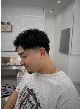 ダムディートウキョウ 心斎橋店(DAMDEE TOKYO) カーリーパーマ