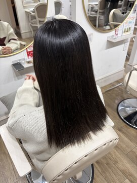 ケイリー(KAYLEE) 【イルミナカラー】ブルーブラック